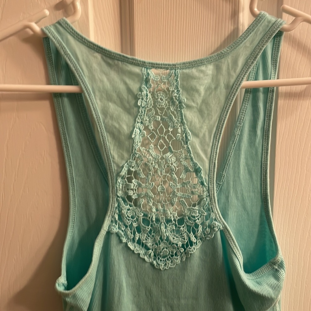 Tank top - Picture 2 of 2